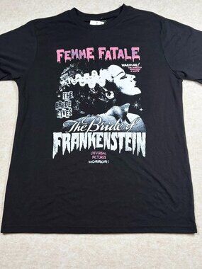 The Bride of Frankenstein Femme Fatale Graphic Tee Universal Monsters Black XXS